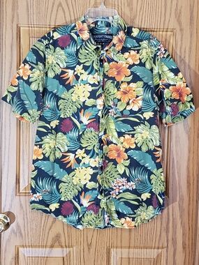 Men’s Green Tropical Floral‎ Button-Down Shirt. Straight Faded 1982. Medium.